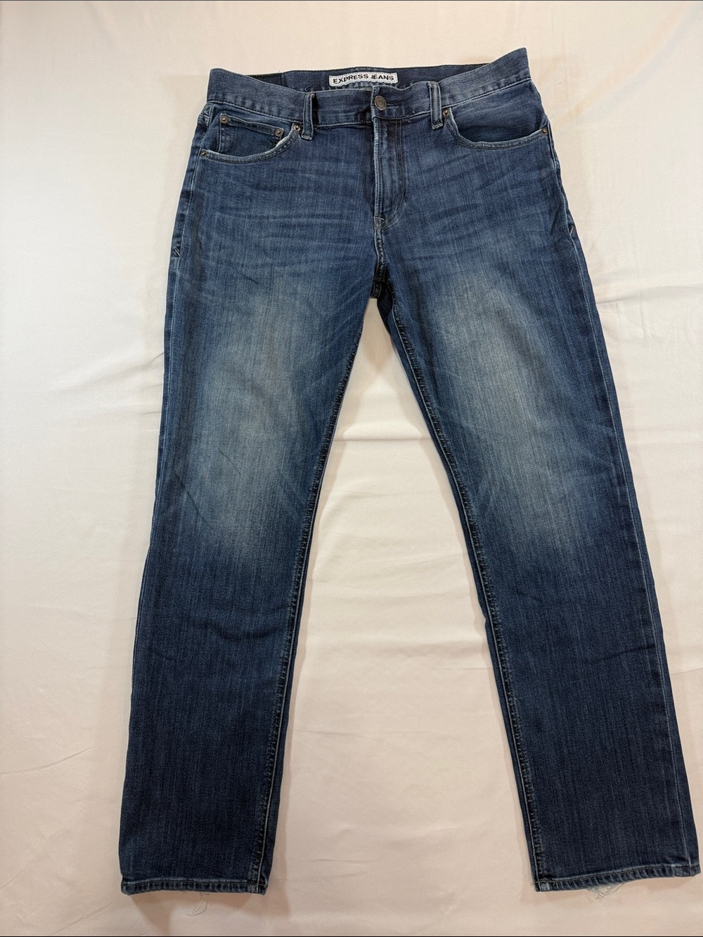 Express Men’s Slim Fit (Rocco)Straight Leg Jeans - Denim Blue Wash Size 34x32
